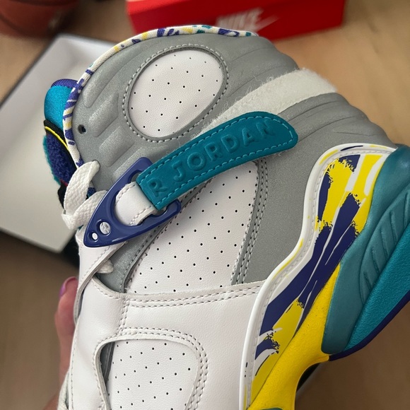 Jordan 8 (W) - Picture 7 of 10